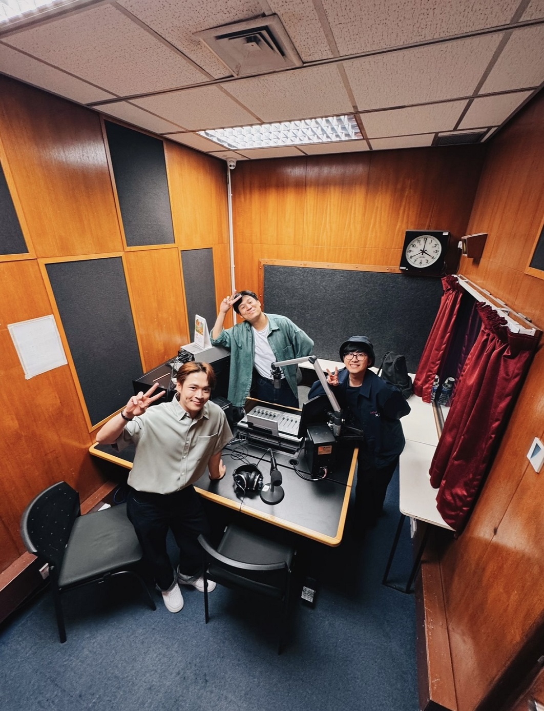 香港电台网站 第二台骚动音乐JUNI介绍派台歌《上流》│觉得依首歌注定系自己唱返?!